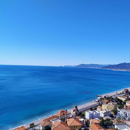 Villa Ischia Attico Sul Mare A Verezzi Борджо-Верецці Екстер'єр фото