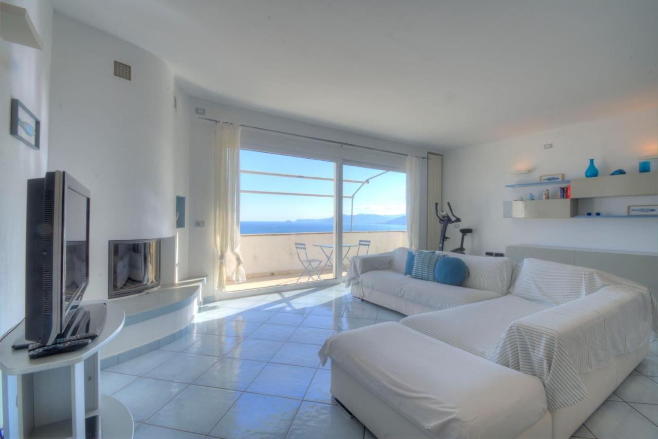 Villa Ischia Attico Sul Mare A Verezzi Борджо-Верецці Екстер'єр фото